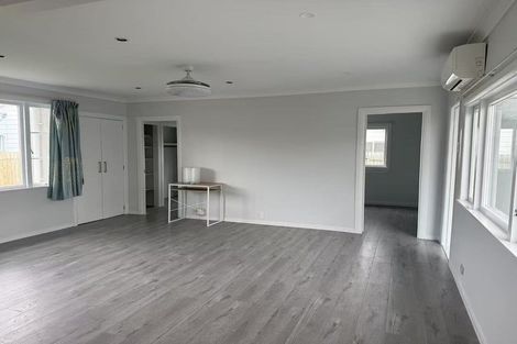 Photo of property in 147 Bruce Mclaren Road, Henderson, Auckland, 0612