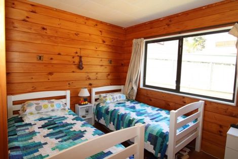 Photo of property in 112 Fernhill Rise, Matarangi, Whitianga, 3592