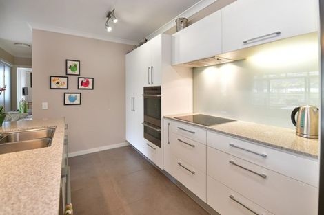 Photo of property in 19 Parkside Drive, Orewa, 0931