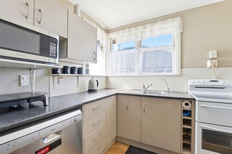 Photo of property in 111 Carlton Avenue, Tawhero, Whanganui, 4501