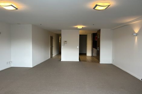 Photo of property in Aqua, 2/74 Oriental Parade, Oriental Bay, Wellington, 6011