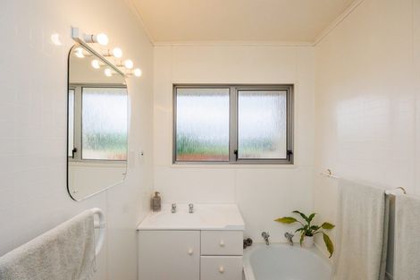 Photo of property in 56 Fairview Avenue, Feilding, 4702