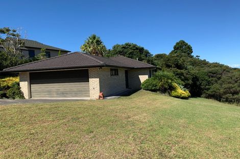 Photo of property in 42 Savoy Road, Orewa, 0931