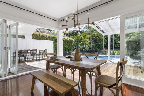 Photo of property in 17 West End Road, Herne Bay, Auckland, 1022