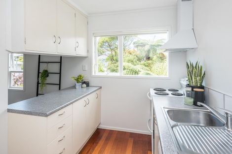 Photo of property in 30a Friend Street, Karori, Wellington, 6012