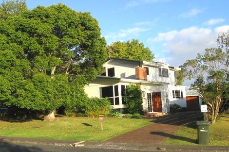 Photo of property in 54 Moore Street, Hillcrest, Auckland, 0627
