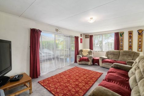 Photo of property in 2 Garnet Place, Pukehangi, Rotorua, 3015