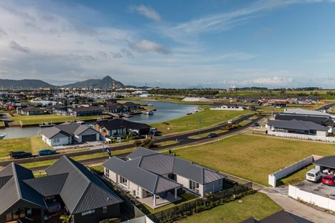 Photo of property in 26 Maturiki Drive, One Tree Point, 0118