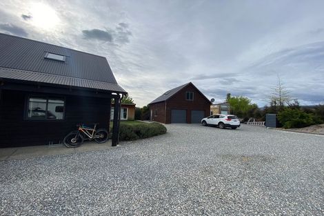 Photo of property in 902 Aubrey Road, Albert Town, Wanaka, 9305