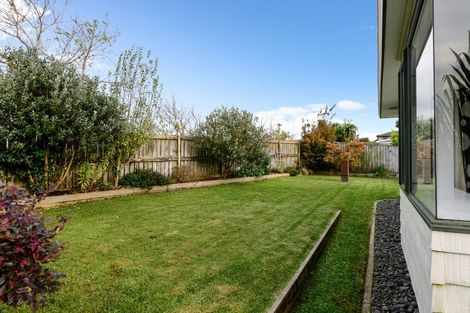 Photo of property in 11 Rosehill Place, Nawton, Hamilton, 3200