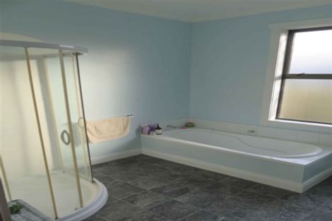 Photo of property in 12 Moa Street, Waikiwi, Invercargill, 9810