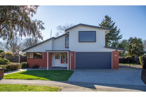Photo of property in 28 Rubens Place, Burnside, Christchurch, 8053