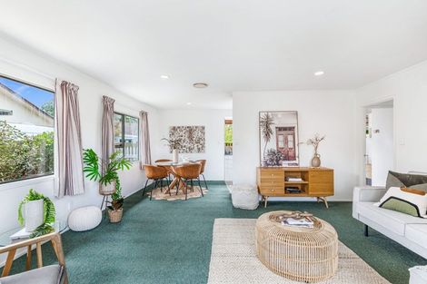 Photo of property in 1/16 Glenhaven Place, Te Atatu Peninsula, Auckland, 0610