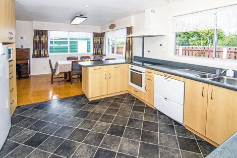 Photo of property in 56 Gordon Street, Lansdowne, Masterton, 5810