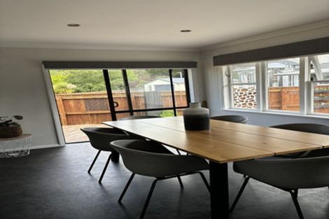 Photo of property in 127 Upper Fitzherbert Road, Wainuiomata, 5373