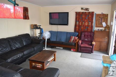 Photo of property in 2/77 Luanda Drive, Ranui, Auckland, 0612