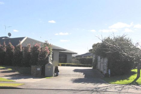 Photo of property in 7 Greenwich Place, Rototuna, Hamilton, 3210