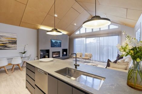 Photo of property in 8 Soudley Court, Jacks Point, Queenstown, 9371