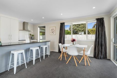Photo of property in 53 Seagrass Place, Otaki Beach, Otaki, 5512