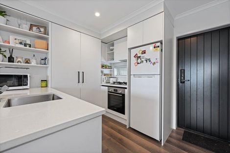 Photo of property in 9/14 Ruakiwi Road, Hamilton Lake, Hamilton, 3204