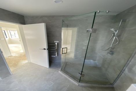 Photo of property in 36d Eastern Beach Road, Bucklands Beach, Auckland, 2012