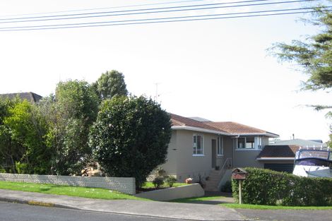 Photo of property in 68 Wallath Road, Westown, New Plymouth, 4310