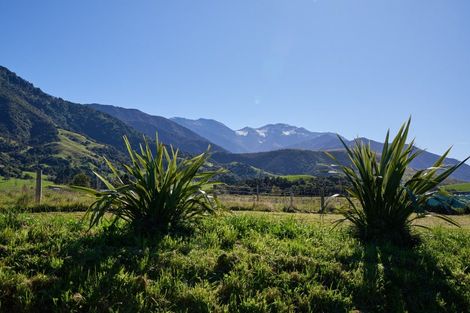 Photo of property in 235a Bay Paddock Road, Hapuku, Kaikoura, 7371