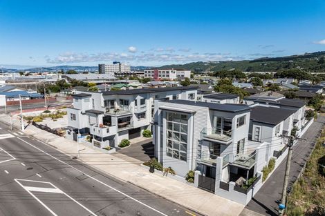 Photo of property in 2 Lucern Lane, Petone, Lower Hutt, 5012
