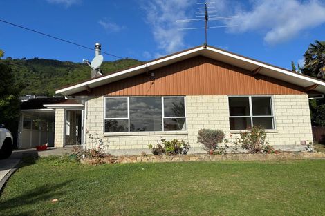 Photo of property in 45 Huia Street, Waikanae, 5036