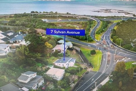 Photo of property in 7 Sylvan Avenue, Northcote, Auckland, 0627