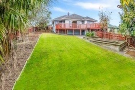 Photo of property in 165 Edmonton Road, Te Atatu South, Auckland, 0610