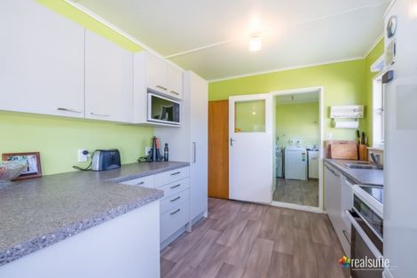 Photo of property in 280 Wellington Road, Wainuiomata, Lower Hutt, 5014