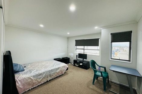 Photo of property in 5 Kairakau Street, Takanini, 2110