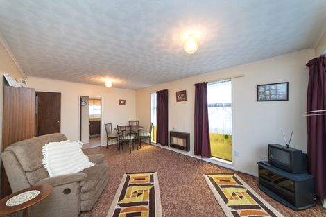 Photo of property in 722a Pioneer Highway, Takaro, Palmerston North, 4412