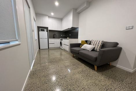 Photo of property in 8 Arataki Way, Glen Eden, Auckland, 0602