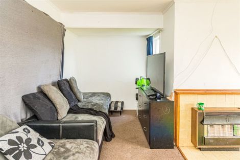 Photo of property in 211-214 Anzac Parade, Whanganui East, Whanganui, 4500