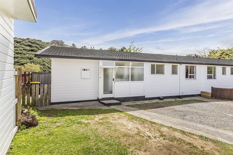 Photo of property in 42a Hicks Close, Whitby, Porirua, 5024