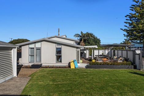 Photo of property in 187 Harbour Road, Ohope, 3121