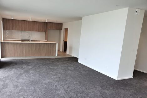 Photo of property in 12/104 Maupuia Road, Maupuia, Wellington, 6022