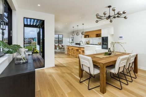 Photo of property in 9 Keel Street, Long Bay, Auckland, 0630