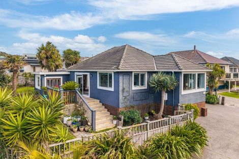 Photo of property in 140 Main Road, Titahi Bay, Porirua, 5022
