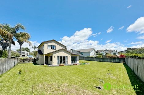 Photo of property in 4 Widdison Place, Albany, Auckland, 0632