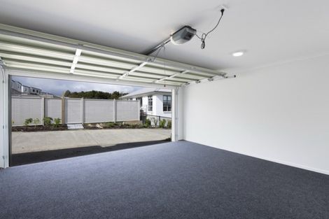 Photo of property in 45 Eugenia Rise, Totara Heights, Auckland, 2105