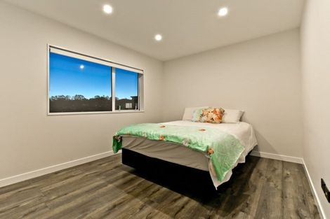 Photo of property in 91 San Valentino Drive, Henderson, Auckland, 0612