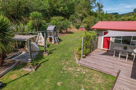 Photo of property in 915 Waiwhero Road, Ngatimoti, Motueka, 7196