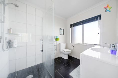 Photo of property in 41 Arahiwi Grove, Tirohanga, Lower Hutt, 5010