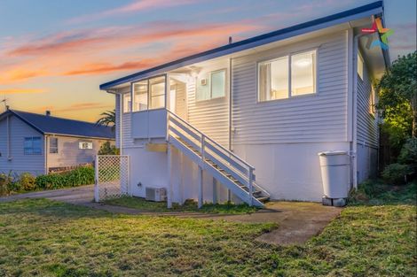Photo of property in 21b Oakleigh Street, Maungaraki, Lower Hutt, 5010