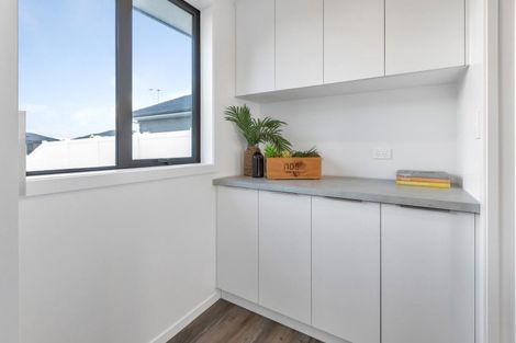 Photo of property in 31 Kapiakauri Road, One Tree Point, 0118