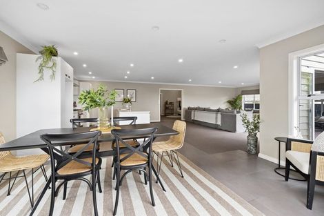 Photo of property in 17 Normanby Street, Fitzroy, New Plymouth, 4312