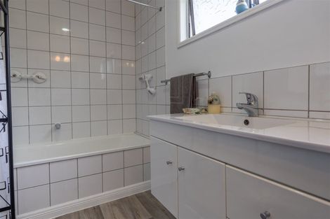 Photo of property in 90a School Road, Paihia, 0200